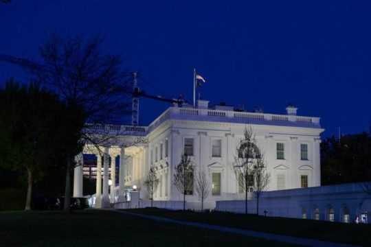 Axios: To παρασκήνιο πίσω από την εκεχειρία ΗΠΑ και Ιράν - Ο θυμωμένος Γουίτκοφ και τα σημειώματα Χαμενεΐ
